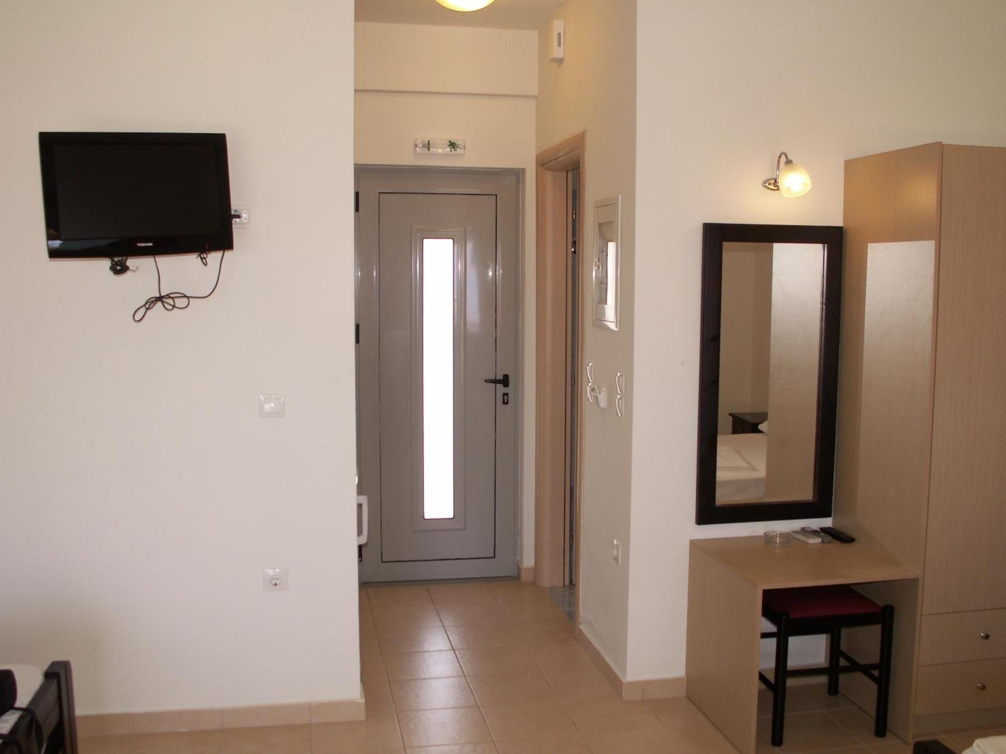 Kastro Beach Hotel Rum bild